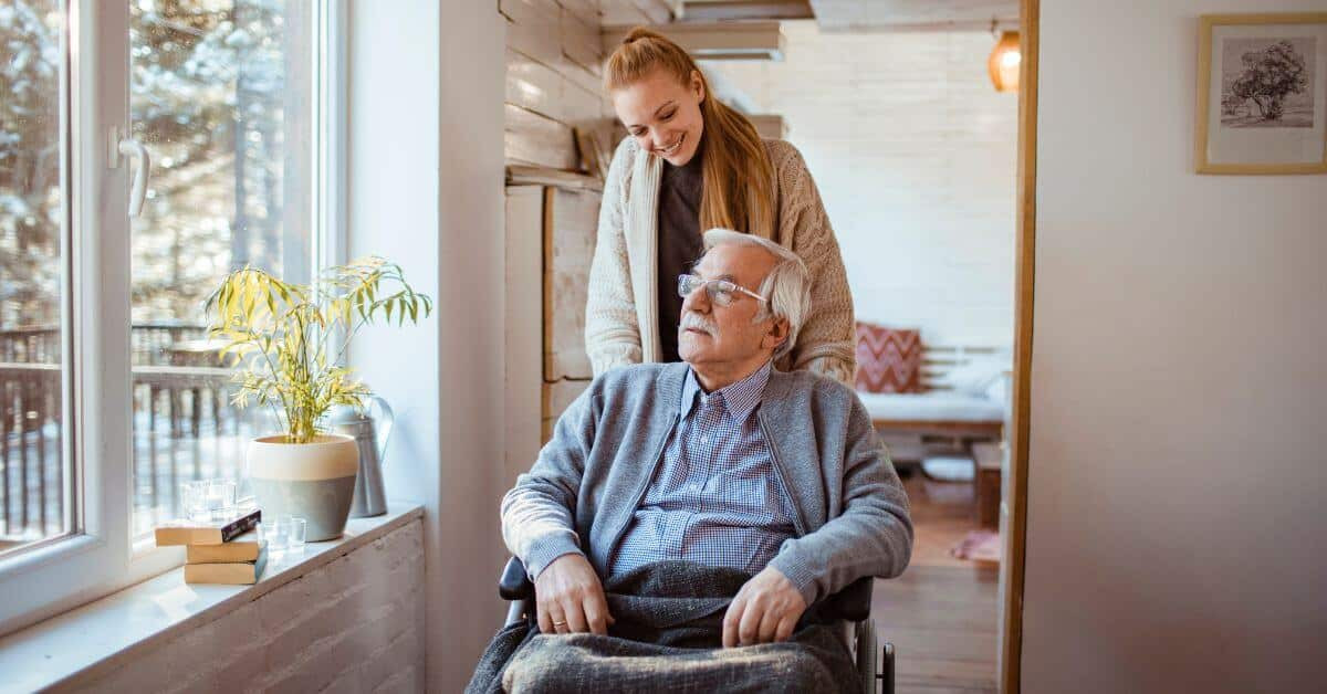 NECESIDADES DE CUIDADO DE LAS PERSONAS MAYORES